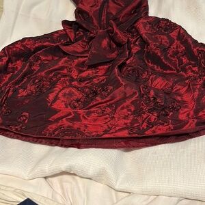 Red Size 7 girls dress